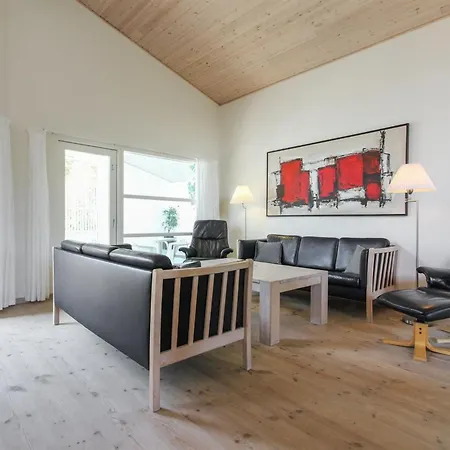 Elicia - 950m From The Sea By Interhome