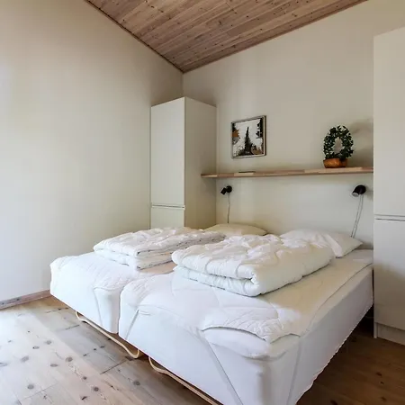 Elicia - 950m From The Sea By Interhome *